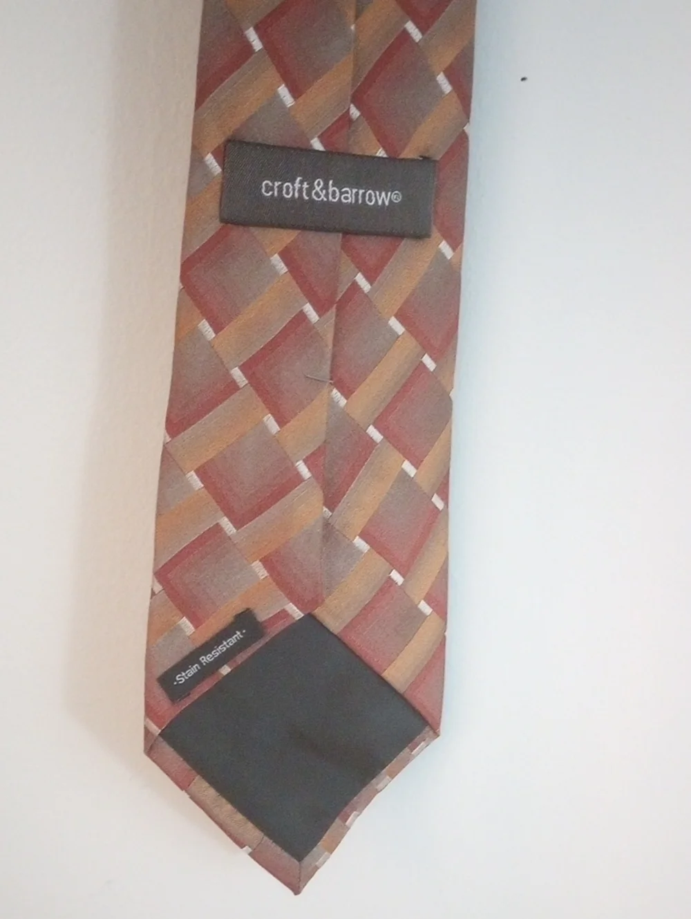 Croft And Barrow 100% Silk Classic Men’s Woven Pattern Tie in Rust Maroon Tan